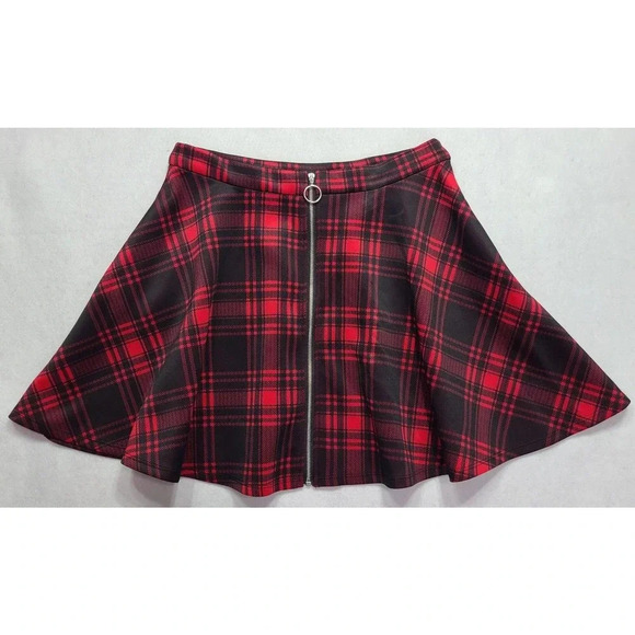 Hot Topic Skater Goth Grunge Y2K Skirt Juniors Size Large Red Black Plaid O-Ring - Picture 1 of 4